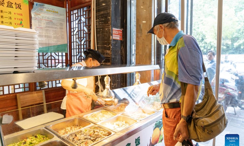 Community canteens catering exclusively to older people - Global Times